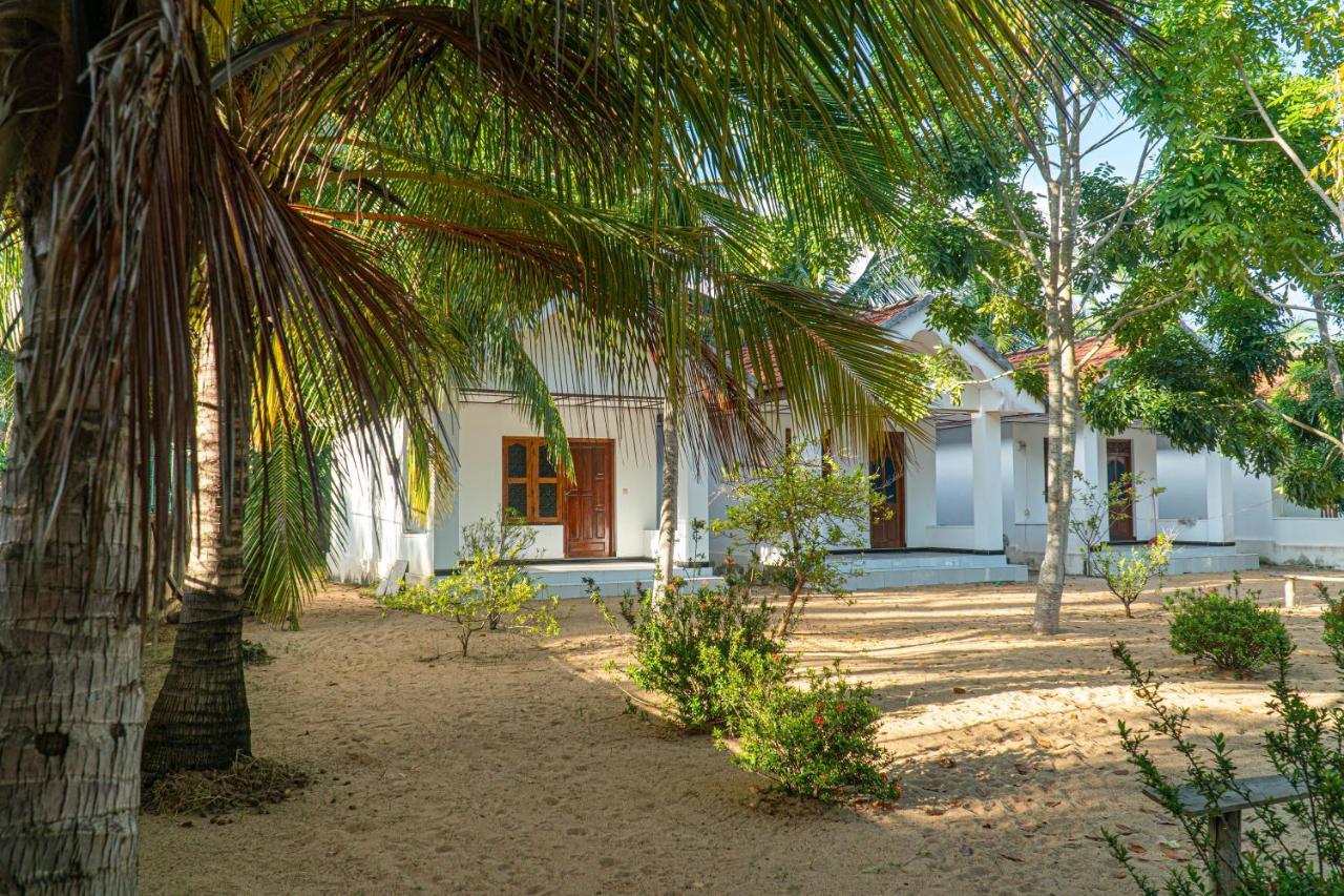 Surf & Yoga Arugam Bay Hotel Kültér fotó