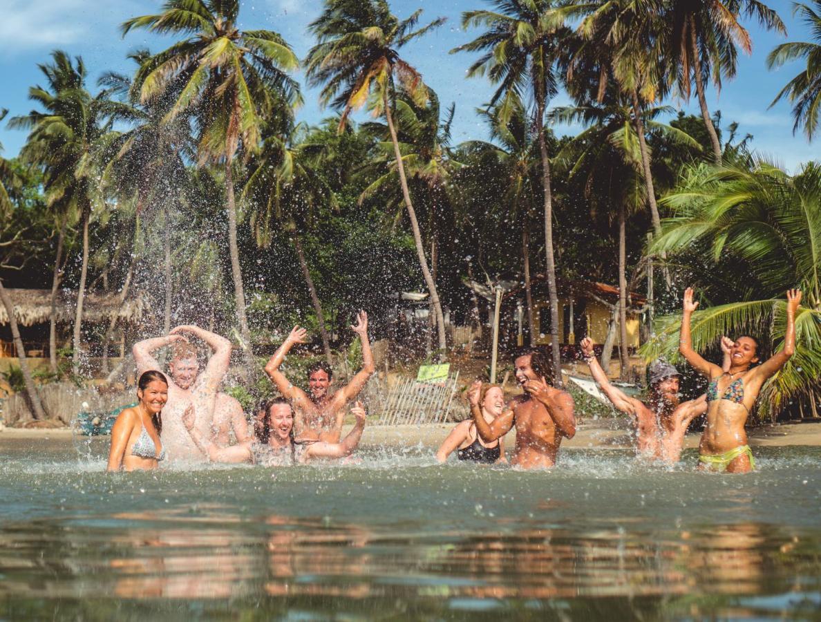 Surf & Yoga Arugam Bay Hotel Kültér fotó